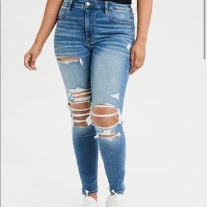 American Eagle curvy ripped jeans